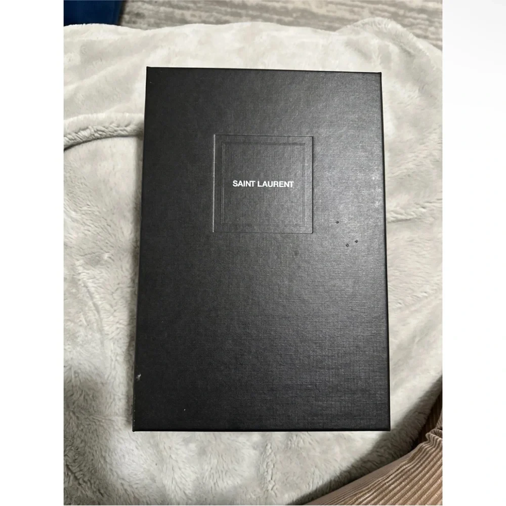 100% Authentic Saint Laurent Opyum Patent Leather Heels - Picture 9 of 10